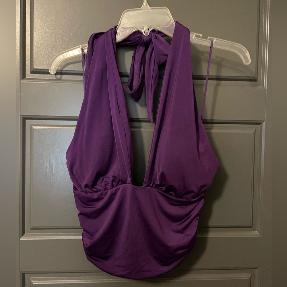 Express Body Contour Compression Convertible Halter Cropped Tank